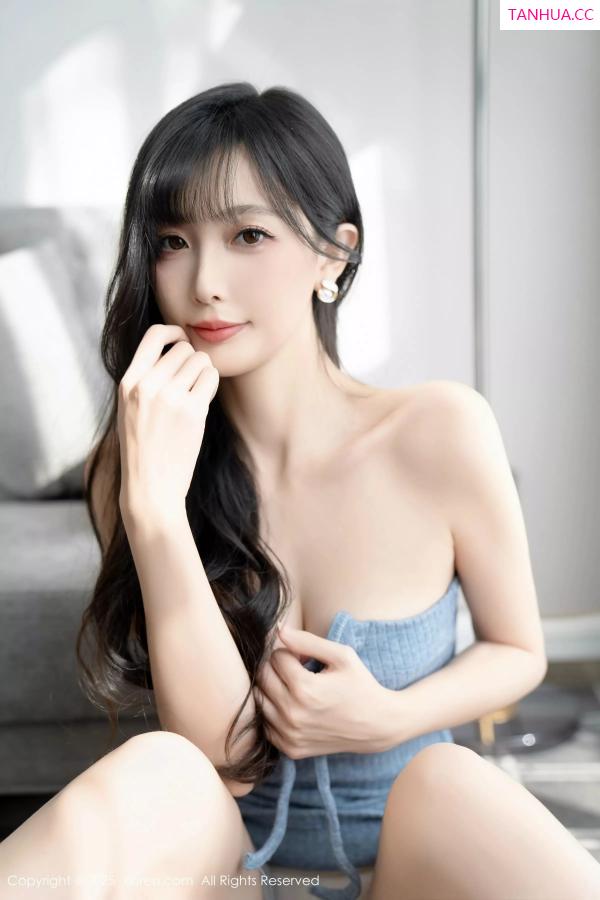   [XiuRen]高清写真图 2025.04.08 No.10124 樱桃小阑子 灰色丝袜第50张图片